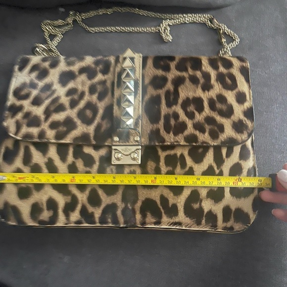 Valentino Leopard Calf Hair Lock Bag gold hardware - Picture 3 of 4